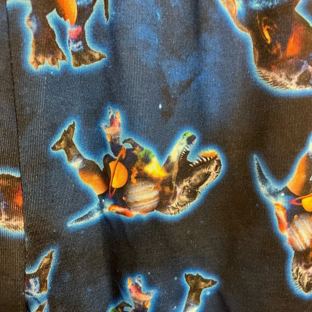 💛 NWT Boys Space Dino Pajama Set - Black and Blue